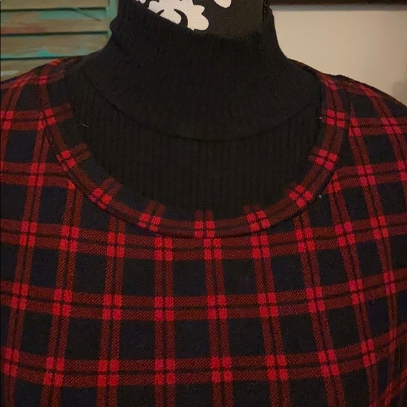 Plaid Knit Tunic. XXL - Picture 3 of 3